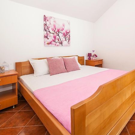 Apartments Elena ティヴァト エクステリア 写真
