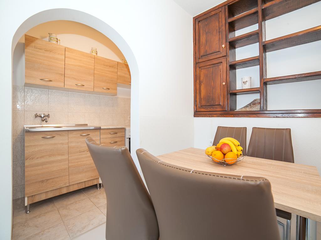 Apartments Elena ティヴァト エクステリア 写真
